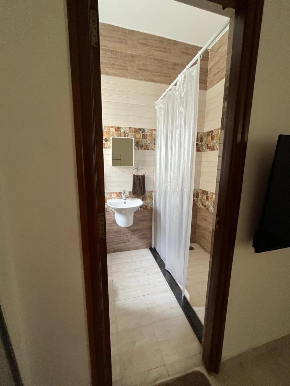 Blissful Home Near Coimbatore Airport Ngoại thất bức ảnh
