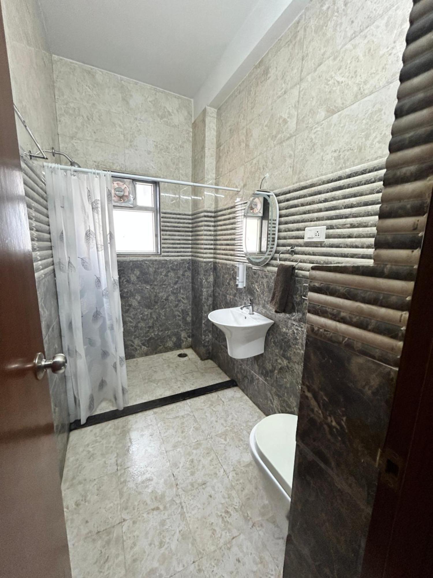 Blissful Home Near Coimbatore Airport Ngoại thất bức ảnh